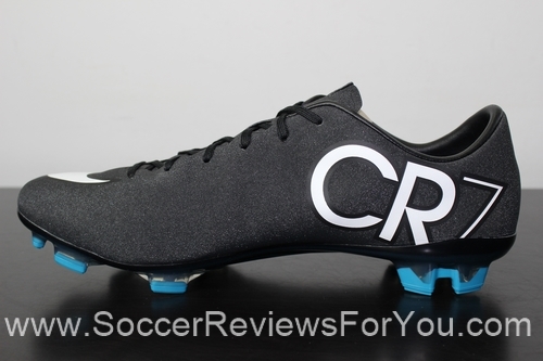 cr7 studs shoes