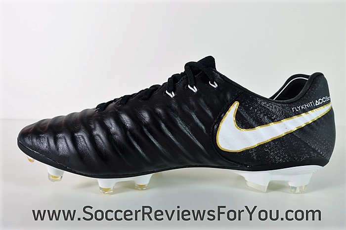 Nike MagistaX Proximo TF Soccer Cleats Turf Trainer