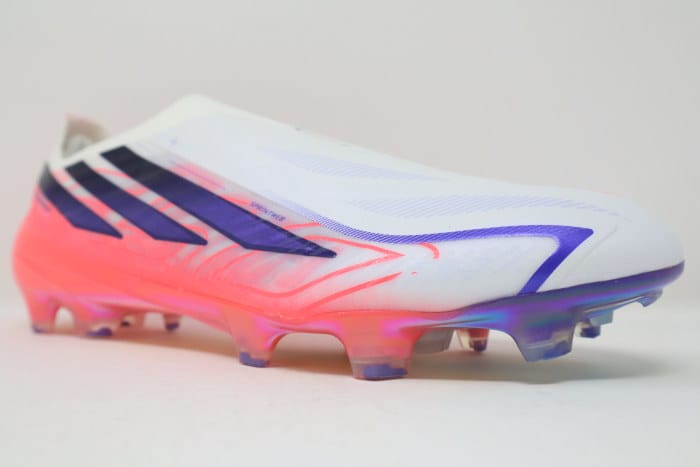 adidas-F50-Hyperfast-Elite-Laceless-FG-Chaos-vs-Control-10 adidas-F50-Hyperfast-Elite-Laceless-FG-Chaos-vs-Control-10