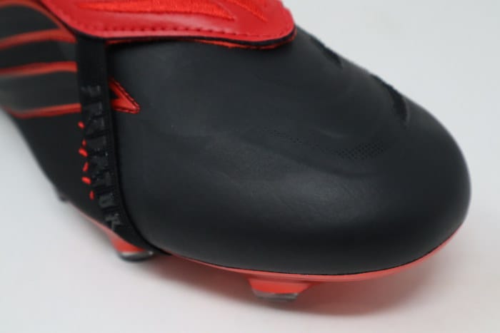 adidas-Predator-26-Elite-FT-FG-Leather-Tech-Limited-Edition-5 adidas-Predator-26-Elite-FT-FG-Leather-Tech-Limited-Edition-5