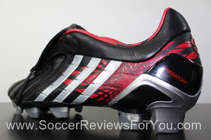 adidas Predator Powerswerve Soccer/Football Boots