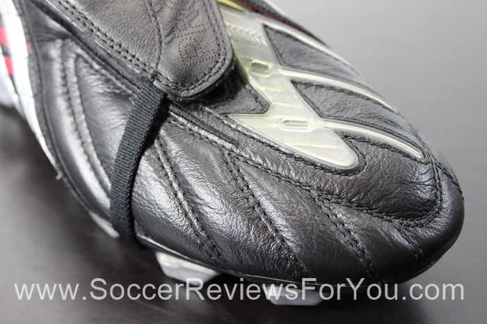 adidas Predator Powerswerve Soccer/Football Boots