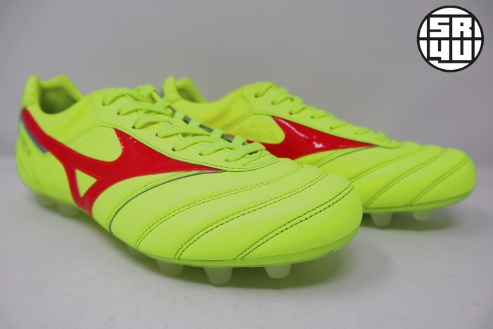 Mizuno-Morelia-2-Made-in-Japan-Safety-Yellow-soccer-football-boots-2