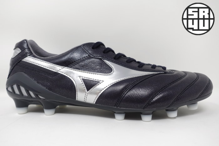 Mizuno-Morelia-Made-in-Japan-DNA-Limited-Edition-Soccer-Football-Boots-3