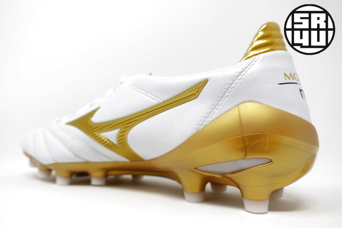 Mizuno-Morelia-Neo-2-MIJ-Victory-Gold-Pack-Soccer-Football-Boots-10