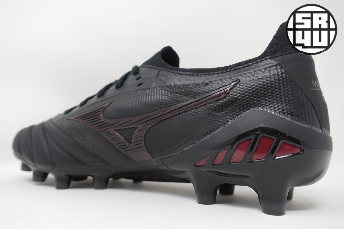 Mizuno-Morelia-Neo-3-Beta-Made-in-Japan-Black-Venom-Pack-Soccer-Football-Boots-10