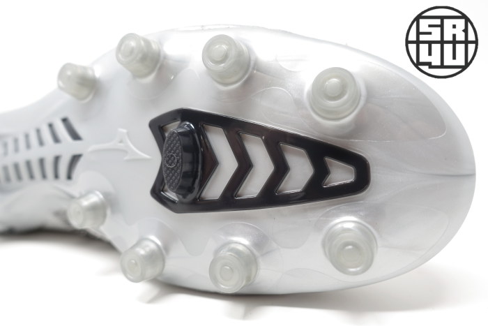Mizuno-Morelia-Neo-3-Beta-Made-in-Japan-DNA-Pack-Soccer-Football-Boots-15