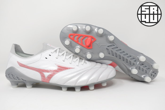 Mizuno-Morelia-Neo-3-Beta-Robotic-Pack-Soccer-Football-Boots-1