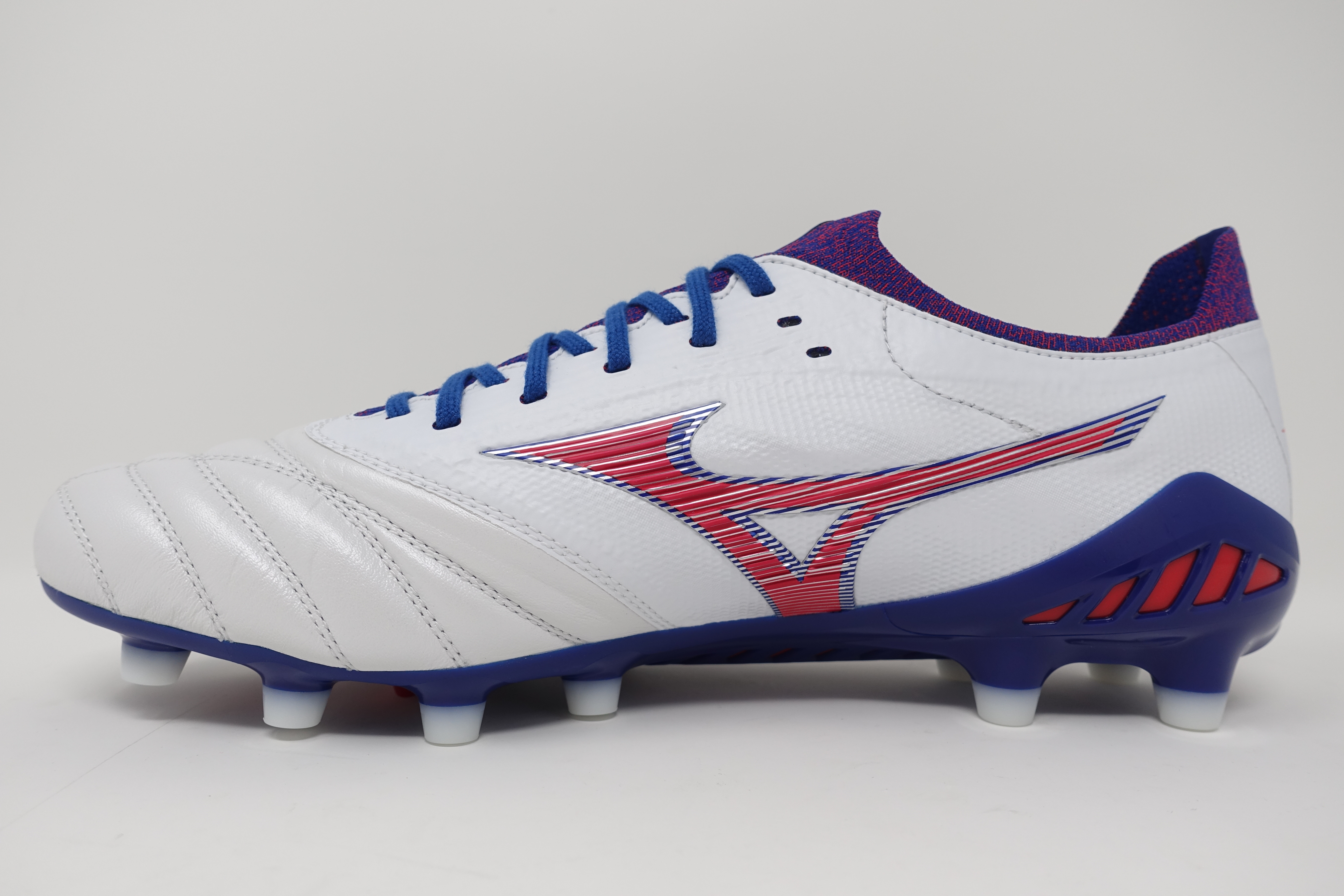 Mizuno Morelia Neo 3 Beta Made in Japan Next Wave Pack Review