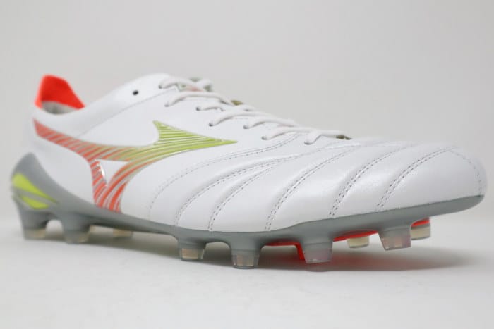 Mizuno Morelia Neo 5 Made in Japan FG Prism Review - Soccer