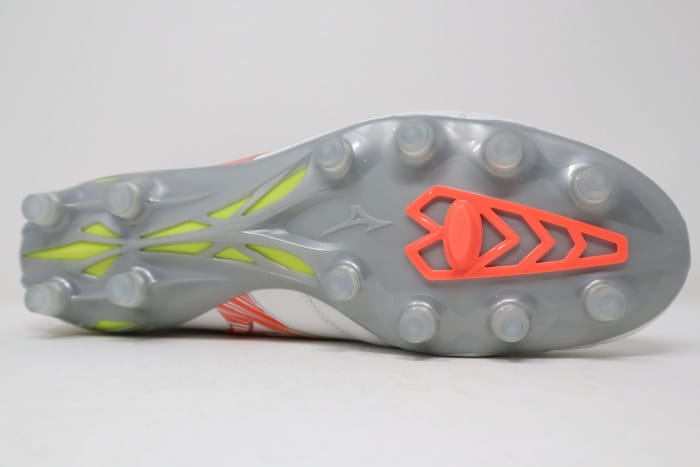 Mizuno Morelia Neo 5 Made in Japan FG Prism Review - Soccer