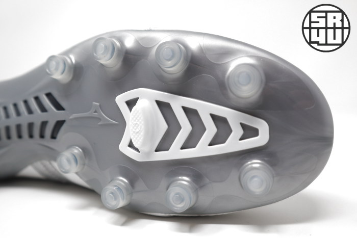 Mizuno-Pre-Future-Morelia-DNA-Made-in-Japan-Limited-Edition-Soccer-Football-Boots-15