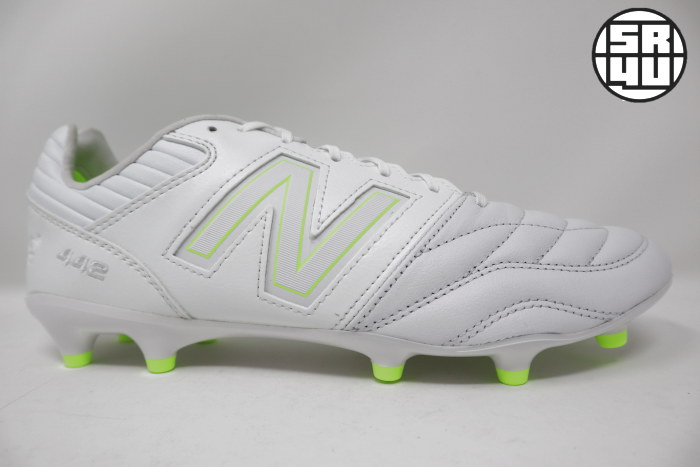 new balance 442 soccer