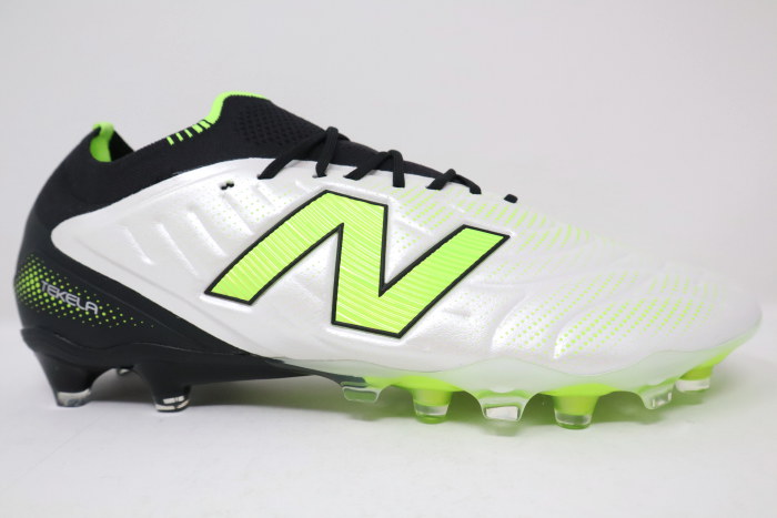 New-Balance-Tekela-V5-Elite-Low-FG-Lime-Light-3 New-Balance-Tekela-V5-Elite-Low-FG-Lime-Light-3