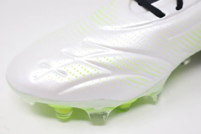 New-Balance-Tekela-V5-Elite-Low-FG-Lime-Light-6 New-Balance-Tekela-V5-Elite-Low-FG-Lime-Light-6