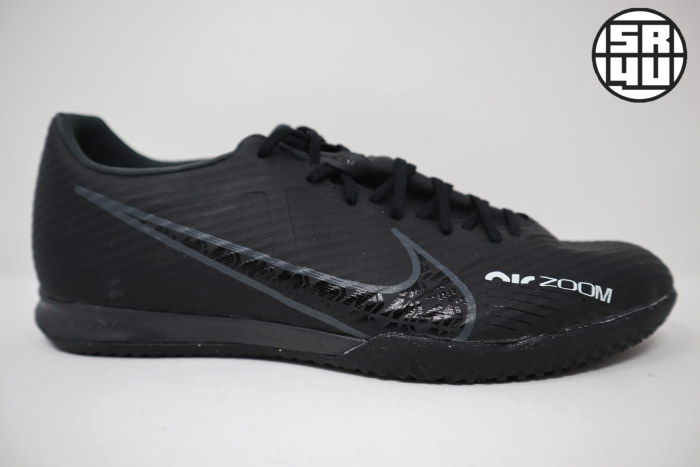 Nike-Air-Zoom-Mercurial-Vapor-15-Academy-Indoor-Shadow-Pack-3