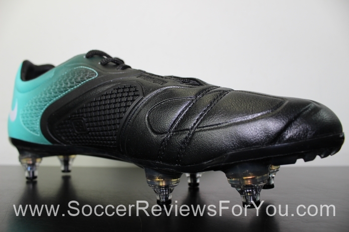 Nike CTR360 Maestri Elite Soccer/Football Boots