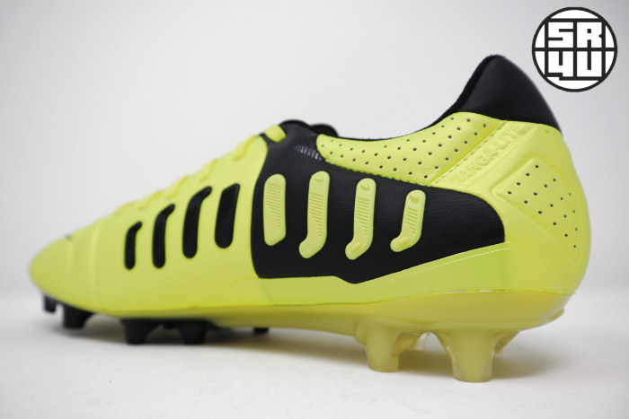Nike-CTR360-Maestri-3-FG-Limted-Edition-Soccer-Football-Boots-11