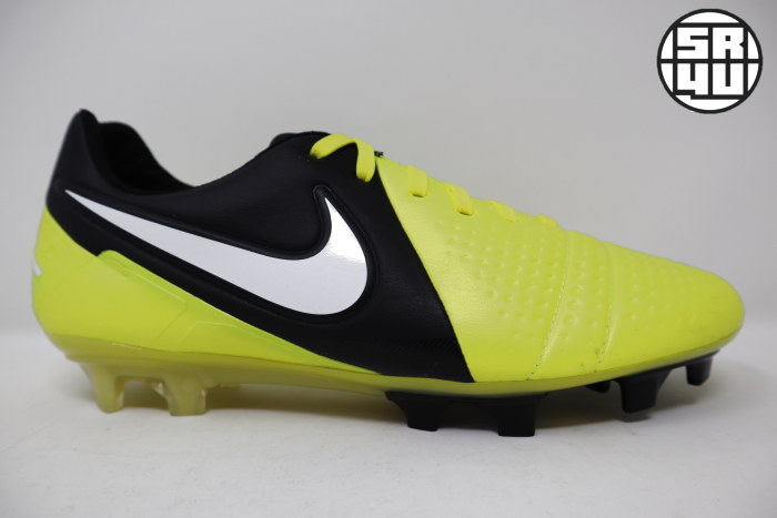Nike-CTR360-Maestri-3-FG-Limted-Edition-Soccer-Football-Boots-4