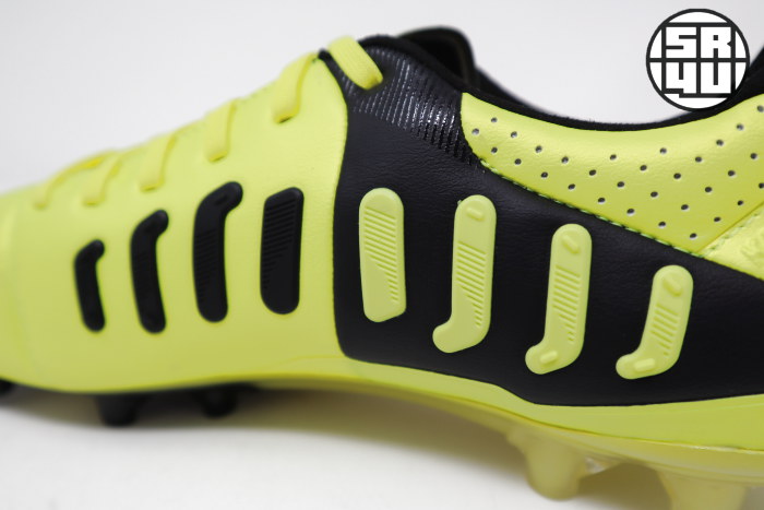 Nike-CTR360-Maestri-3-FG-Limted-Edition-Soccer-Football-Boots-8