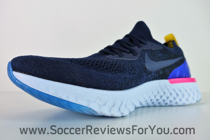 Nike Epic React Flyknit Running Shoes13
