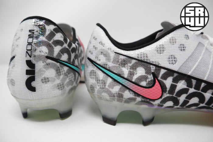 Nike-Mercurial-Air-Zoom-Ultra-Limited-Edition-Soccer-Football-Boots-9