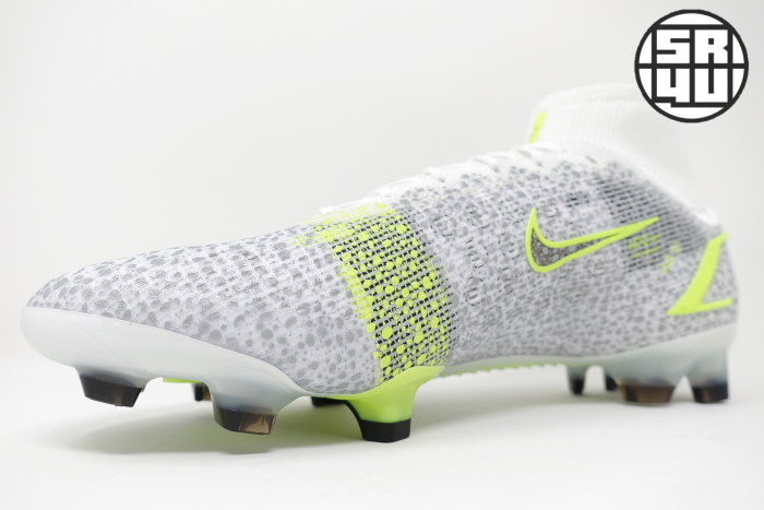 Nike-Mercurial-Superfly-8-Elite-Siver-Safari-CR7-Soccer-Football-Boots-13