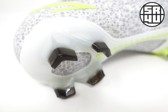 Nike-Mercurial-Superfly-8-Elite-Siver-Safari-CR7-Soccer-Football-Boots-15