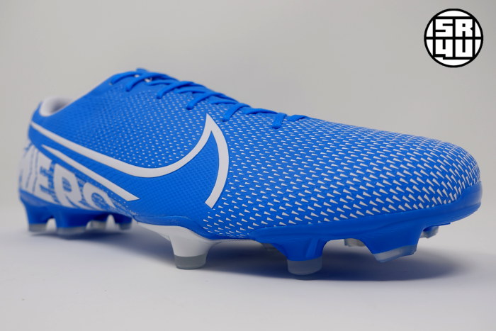 Nike-Mercurial-Vapor-13-Academy-New-Lights-Pack-Soccer-Football-Boots-12