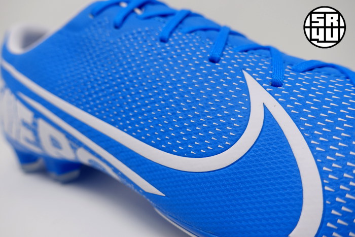 Nike-Mercurial-Vapor-13-Academy-New-Lights-Pack-Soccer-Football-Boots-7