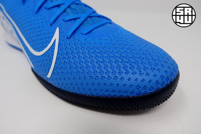 Nike-Mercurial-Vapor-13-Pro-Indoor-New-Lights-Pack-Soccer-Futsal-Trainers-5