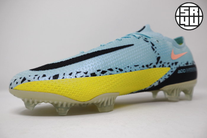 Nike-Phantom-GT-2-Elite-FG-Lucent-Pack-Soccer-Football-Boots-12 Nike-Phantom-GT-2-Elite-FG-Lucent-Pack-Soccer-Football-Boots-12