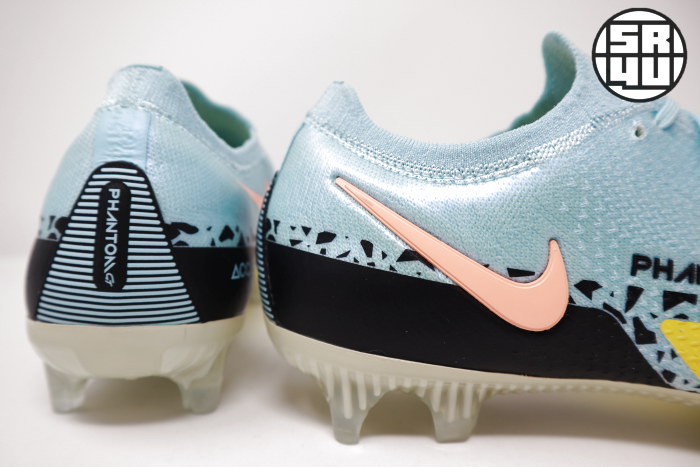Nike-Phantom-GT-2-Elite-FG-Lucent-Pack-Soccer-Football-Boots-8 Nike-Phantom-GT-2-Elite-FG-Lucent-Pack-Soccer-Football-Boots-8