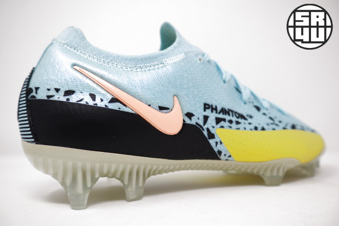 Nike-Phantom-GT-2-Elite-FG-Lucent-Pack-Soccer-Football-Boots-9 Nike-Phantom-GT-2-Elite-FG-Lucent-Pack-Soccer-Football-Boots-9