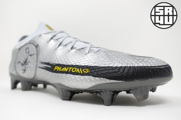Nike-Phantom-GT-Elite-Scorpion-Limited-Edition-Soccer-Football-Boots-12