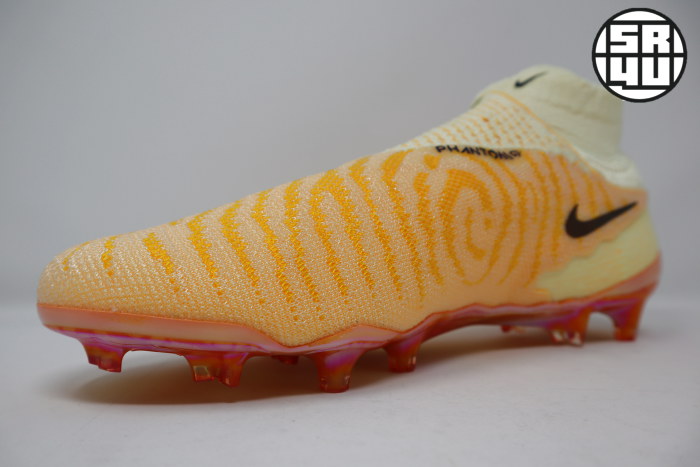 Nike-Phantom-GX-Elite-DF-FG-Blaze-Limited-Edition-Soccer-Football-Boots-12