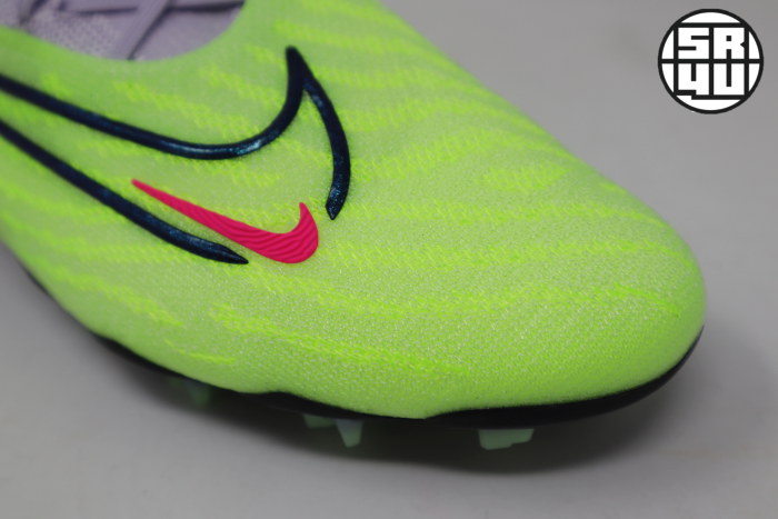 Nike-Phantom-GX-Elite-FG-Luminous-Pack-Soccer-Football-Boots-5