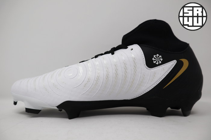 Nike-Phantom-Luna-2-Academy-FG-Mad-Ready-Pack-Soccer-Football-Boots-4