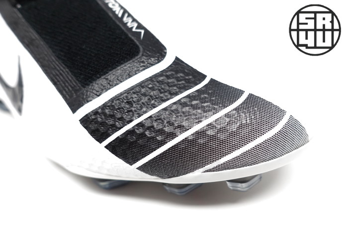 Nike-Phantom-Venom-Elite-Total90-Laser-Limited-Edition-Soccer-Football-Boots-5