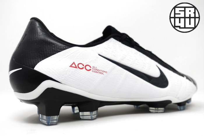 Nike-Phantom-Venom-Elite-Total90-Laser-Limited-Edition-Soccer-Football-Boots-9