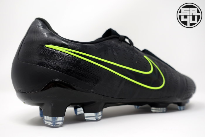 Nike-Phantom-Venom-Elite-Under-the-Radar-Pack-Soccer-Football-Boots-9
