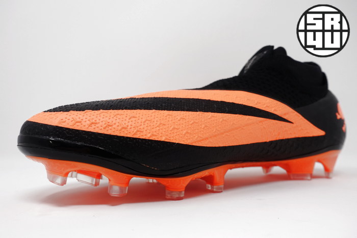 Nike-Phantom-Vision-2-Elite-Hypervenom-Limited-Edition-Soccer-Football-Boots-12