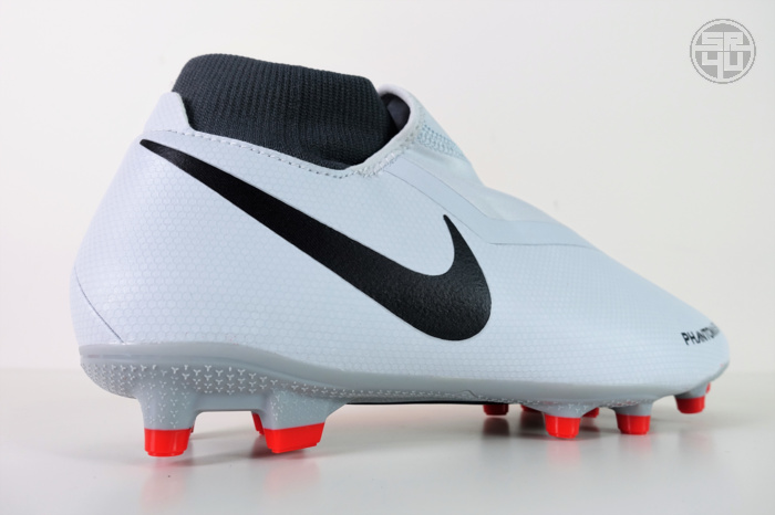 Nike Phantom Vision Academy Raised On Concrete Pack Soccer-Football Boots11
