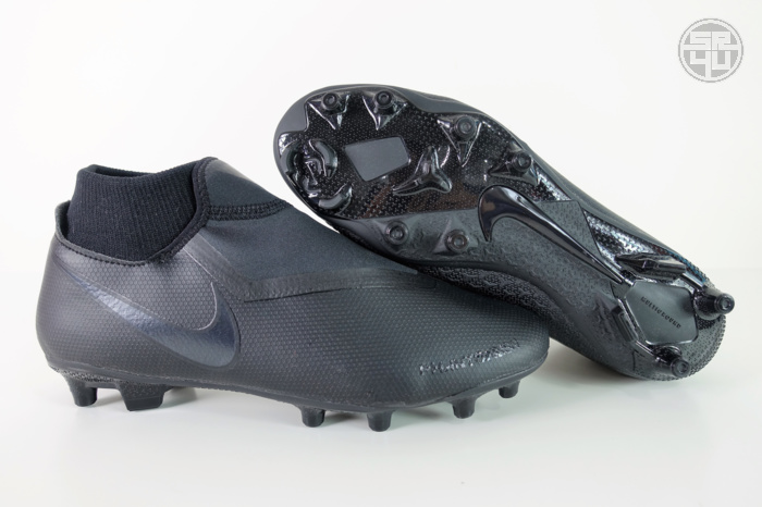 Nike Phantom Vision Academy Stealth Ops Pack Soccer-Football Boots1