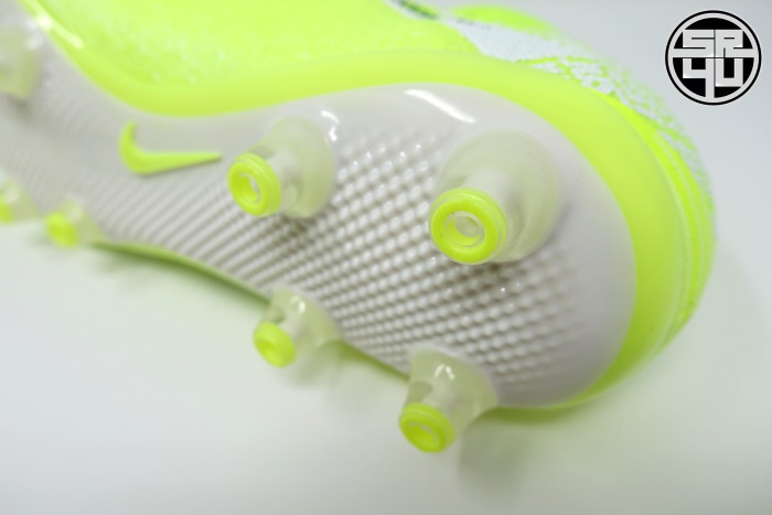 Nike-Phantom-Vision-Elite-AG-PRO-New-Lights-Pack-Soccer-Football-Boots-14
