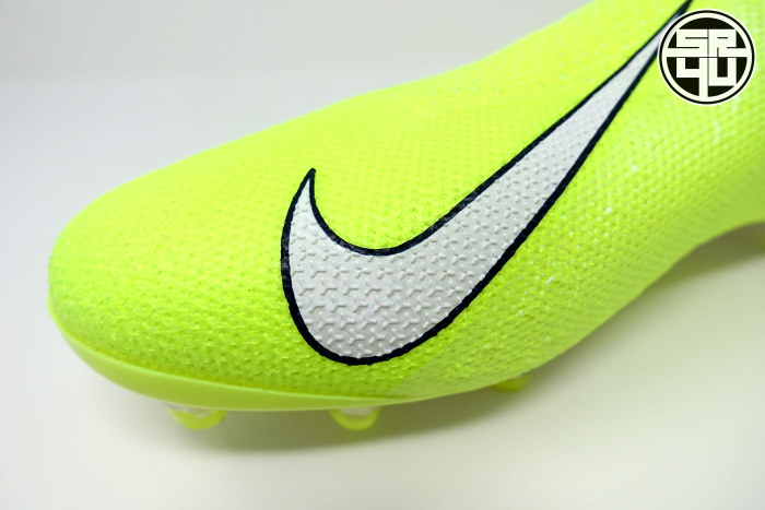 Nike-Phantom-Vision-Elite-AG-PRO-New-Lights-Pack-Soccer-Football-Boots-6