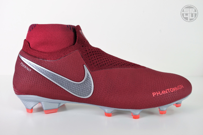 Nike Phantom Vision Elite DF Young Blood Pack Soccer-Football Boots3