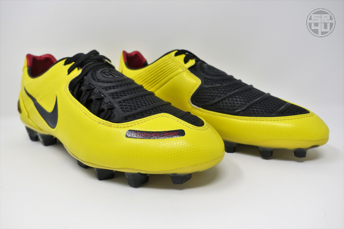 nike 90 soccer boots