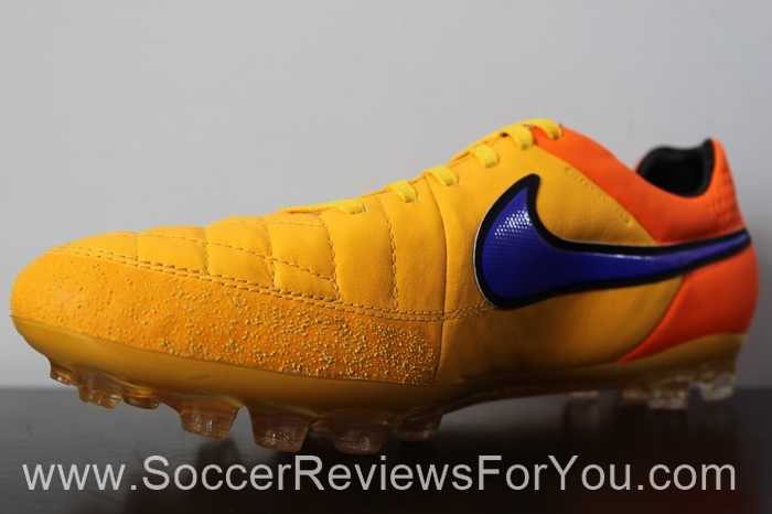 Subsidie bende Strak Nike Tiempo Legend V AG (Artificial Grass) Review - Soccer Reviews For You