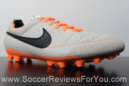 Nike Tiempo Legend V Grass) Review - Soccer For
